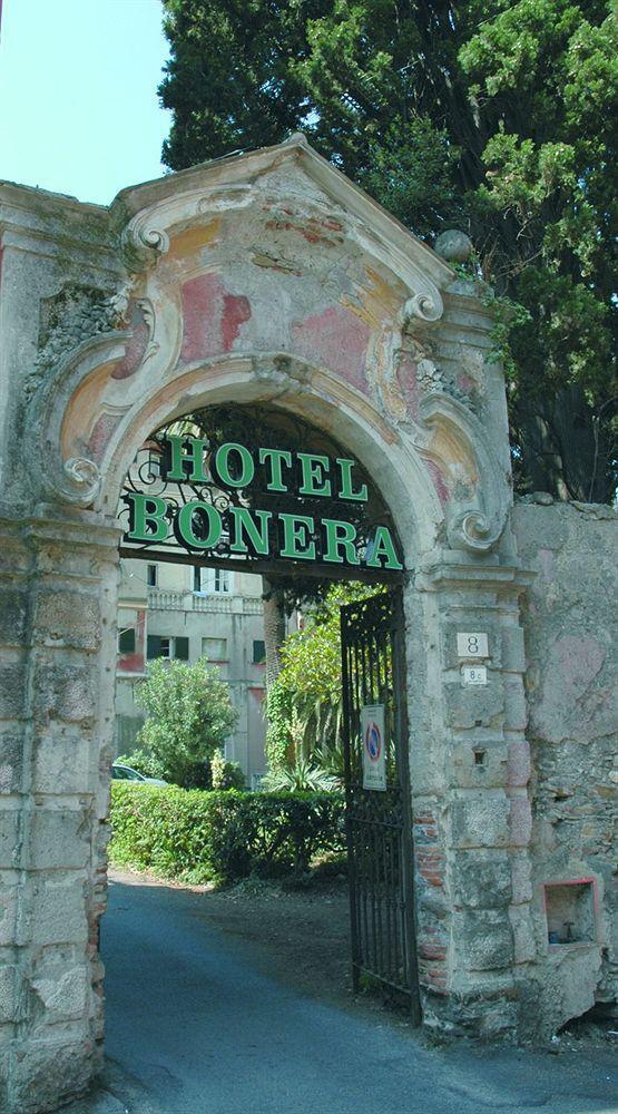 Bonera Hotel 2*