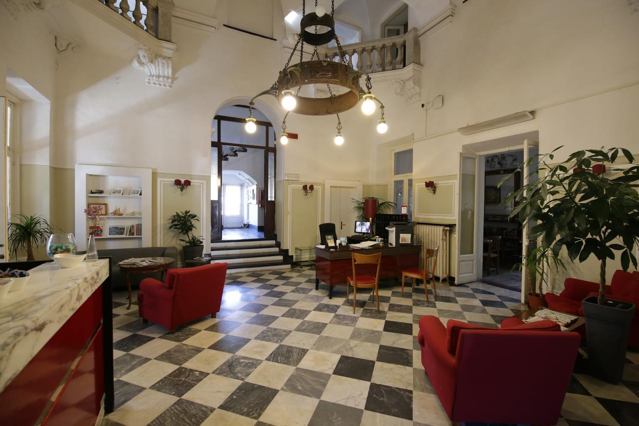 Bonera Hotel 2*